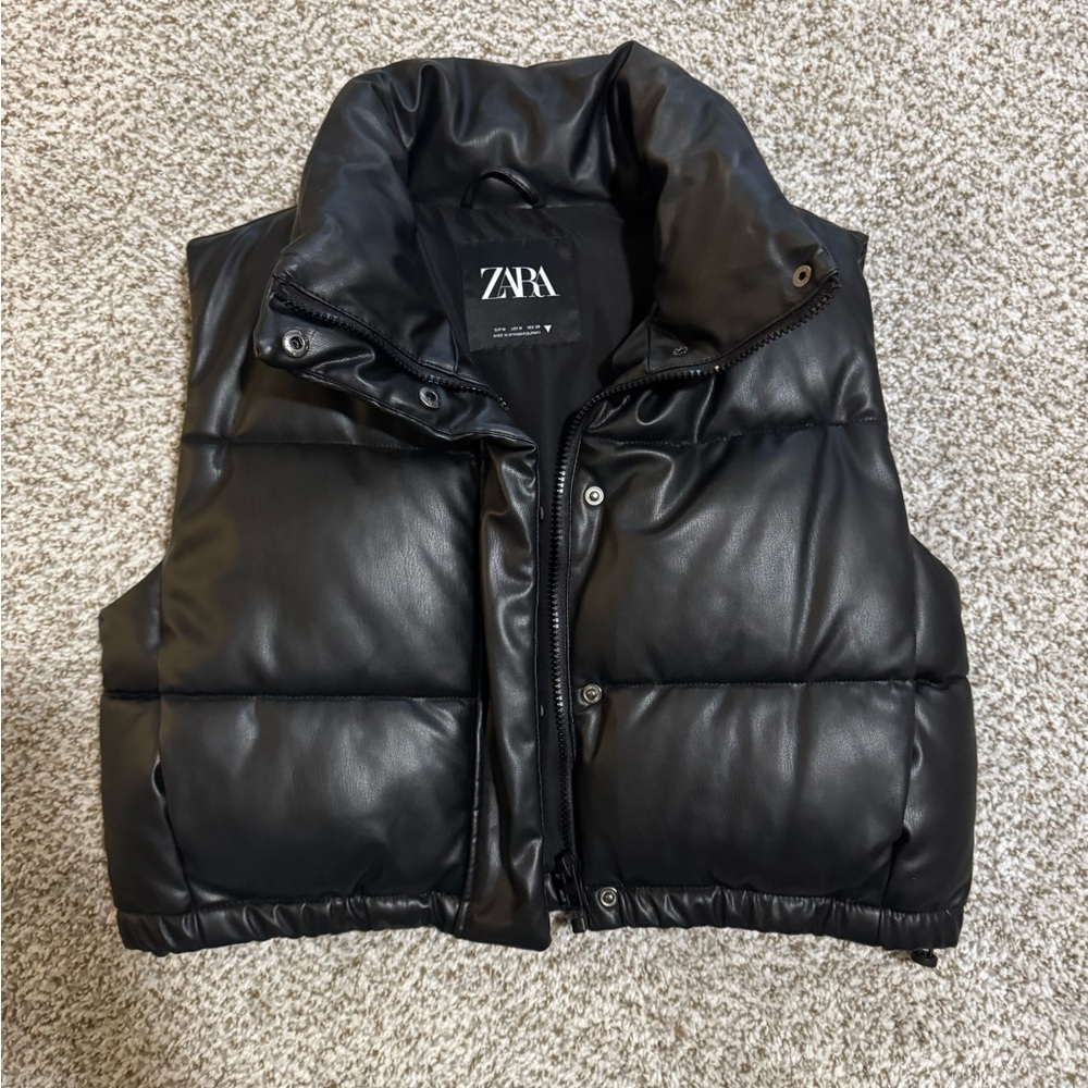 Zara Black Puffer Vest